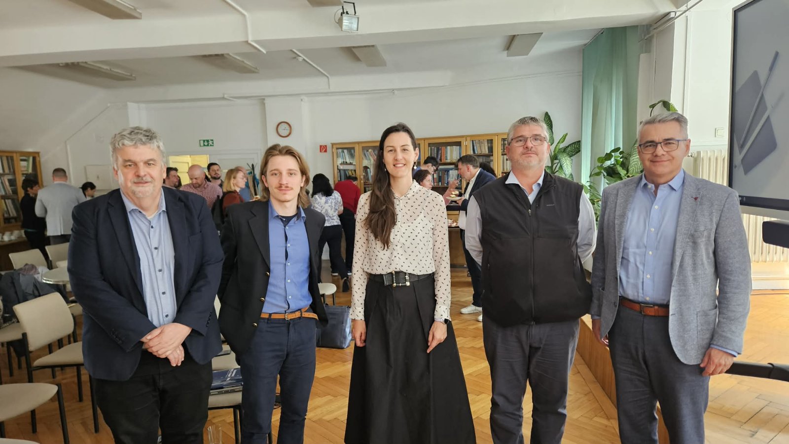 MESTERSÉGES INTELLIGENCIA AZ AGRIFOOD TERMÉKPÁLYÁKON – TRENDEK, SZABÁLYOZÁS ÉS GYAKORLATI ALKALMAZÁSOK